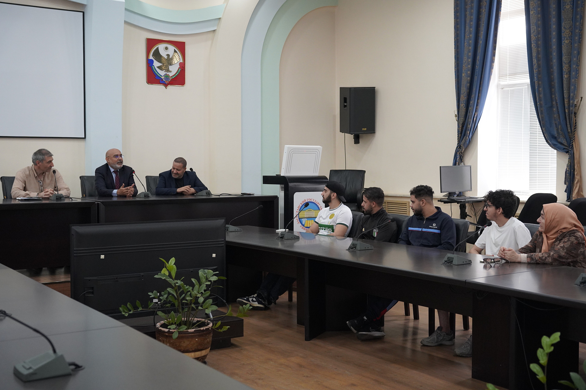 В ДГУ состоялась встреча с представителями Алжирской Демократической Народной Республики